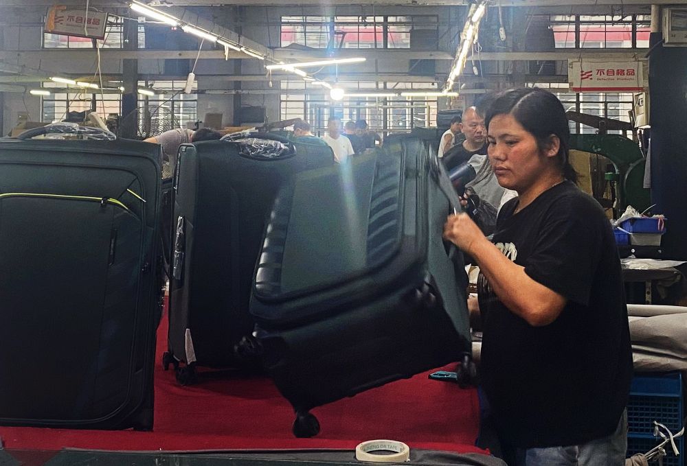 Tumi+Ducati跨界设计限量版旅行箱包：走出登机口时的愉悦